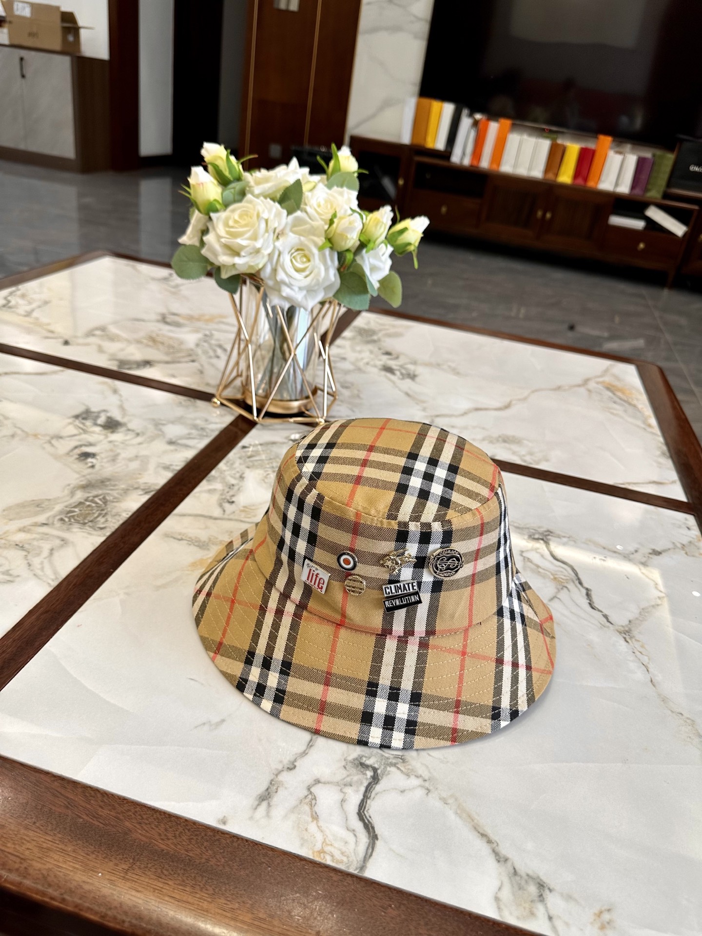 burberry hat model 22